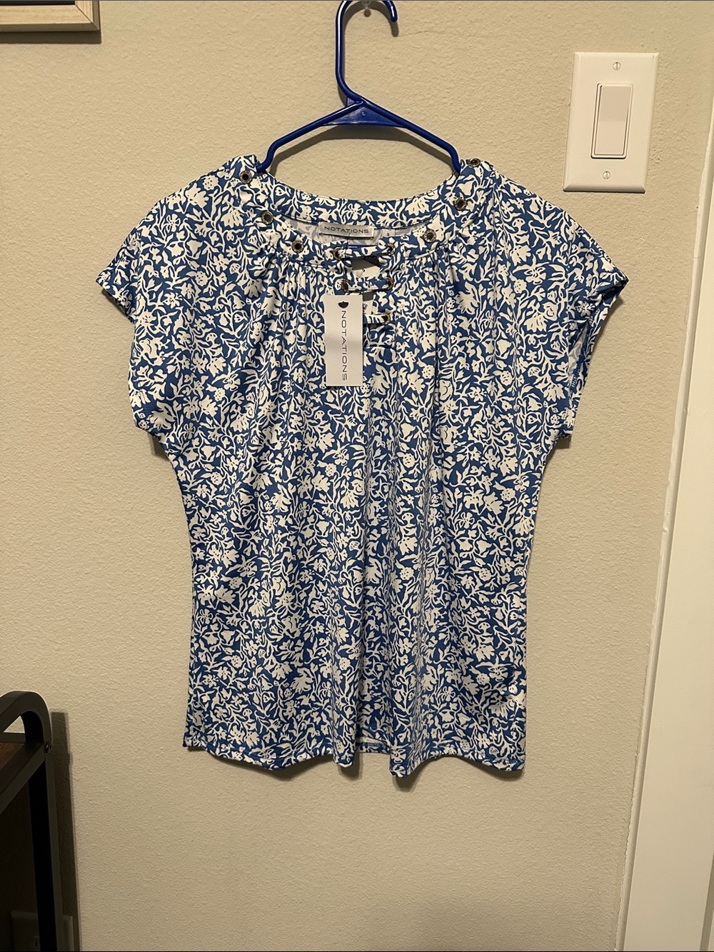 Notations Blue & White Floral Short-Sleeve Tee